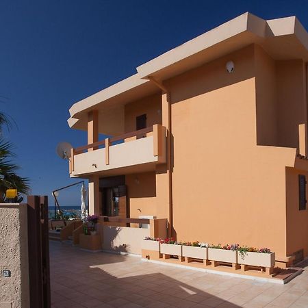 Villa Lucia Sul Mare Sant'Andrea  エクステリア 写真