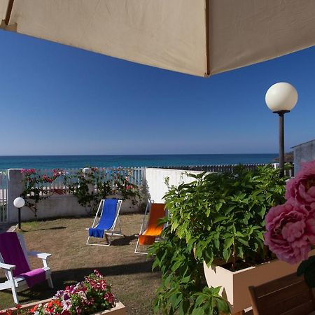 Villa Lucia Sul Mare Sant'Andrea  エクステリア 写真