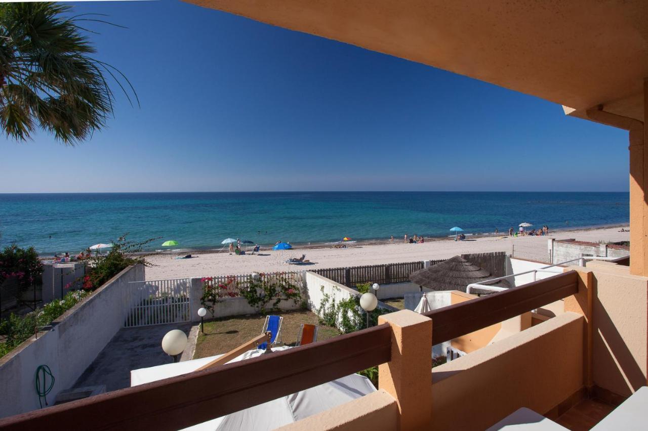 Villa Lucia Sul Mare Sant'Andrea  エクステリア 写真