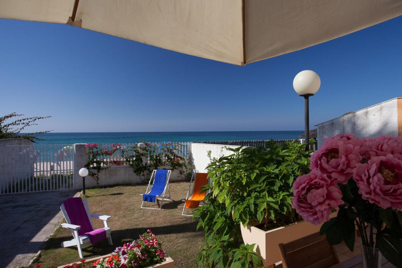 Villa Lucia Sul Mare Sant'Andrea  エクステリア 写真