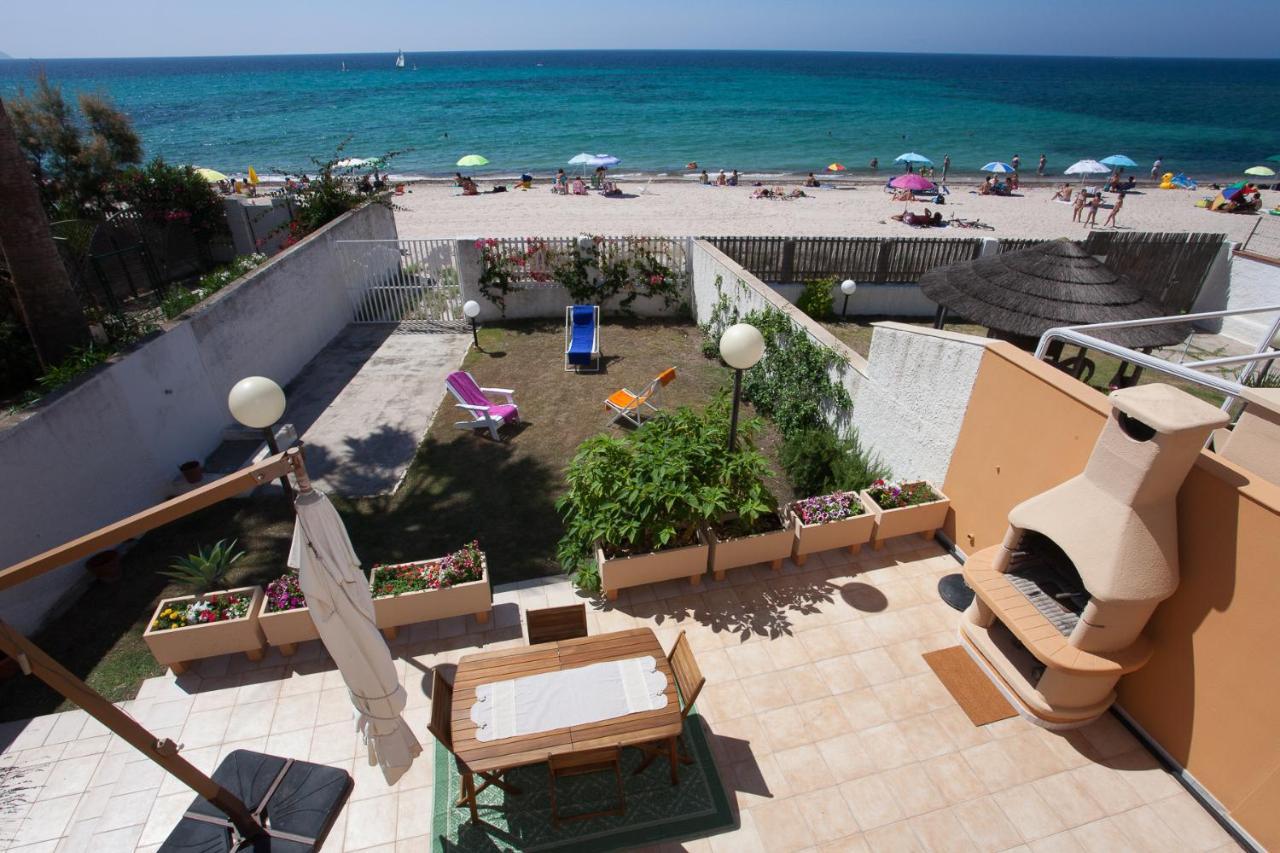 Villa Lucia Sul Mare Sant'Andrea  エクステリア 写真